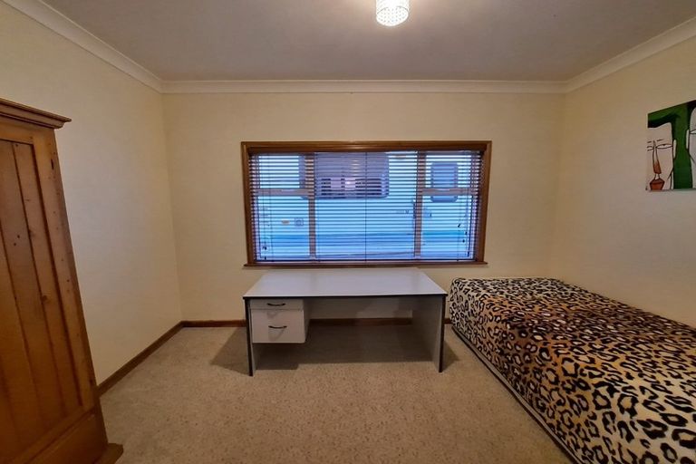 Photo of property in 13 Regent Street, Hawera, 4610