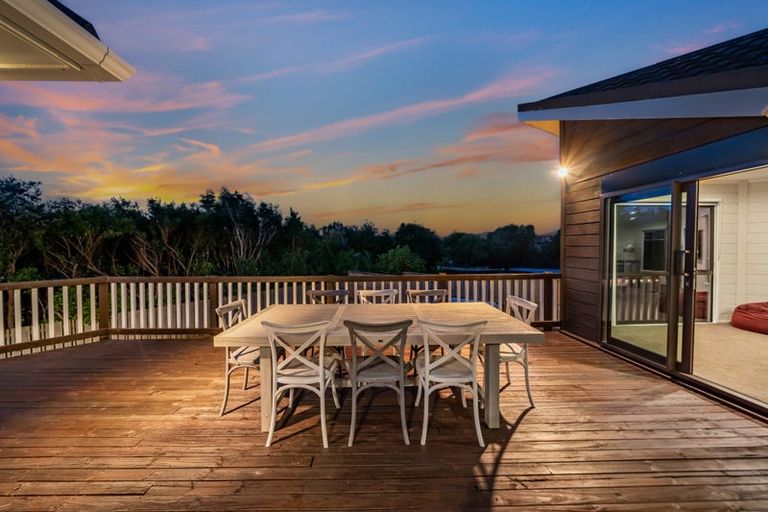 Photo of property in 24 Spyglass Lane, Whitby, Porirua, 5024