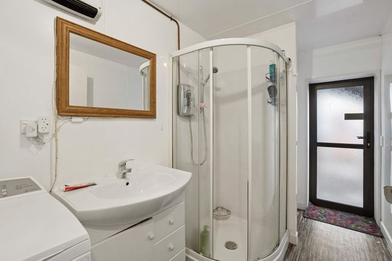 Photo of property in 1 Salmond Place, Queenstown, 9300
