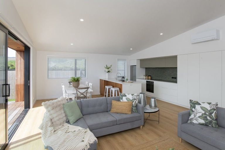 Photo of property in 38 Mangamoteo Street, Lytton West, 4071