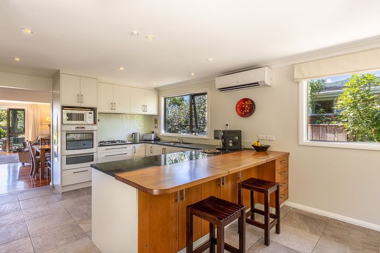 Photo of property in 34 Ngaio Road, Waikanae, 5036