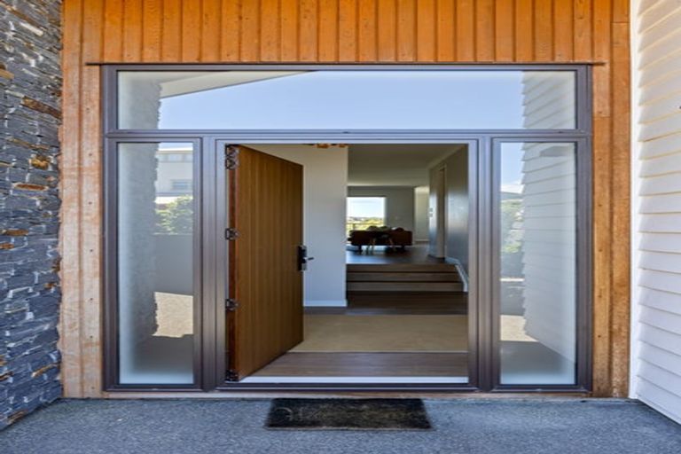 Photo of property in 3 Bella Vista Drive, Gulf Harbour, Whangaparaoa, 0930