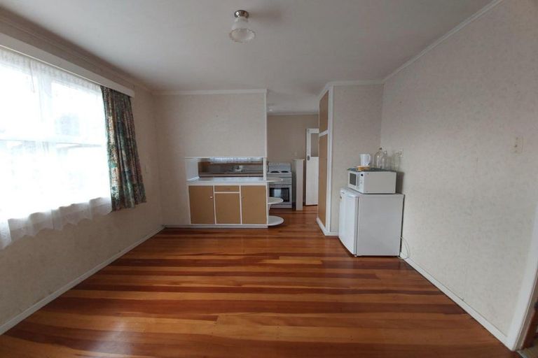 Photo of property in 6 Murray Avenue, Hawera, 4610