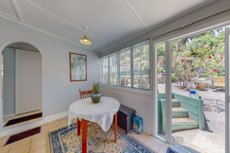 Photo of property in 102 Karaka Road, Thames, 3500