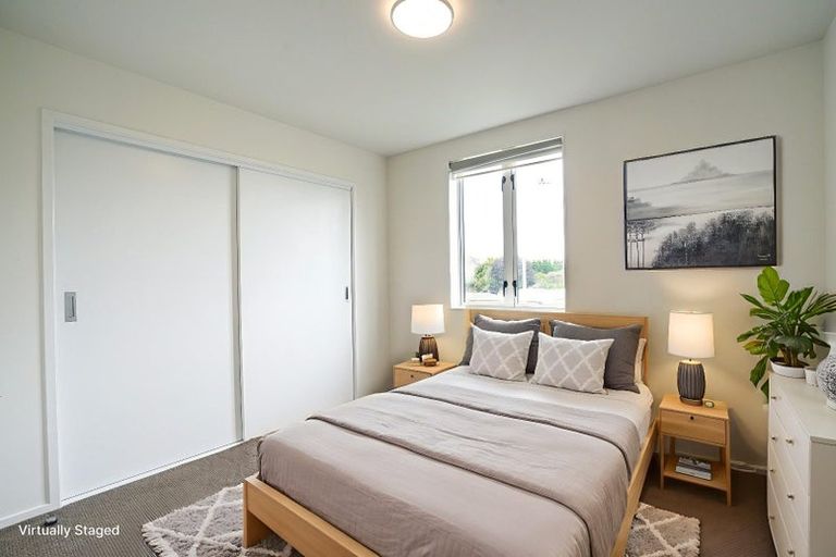 Photo of property in 75 Grove Road, Papakura, 2110
