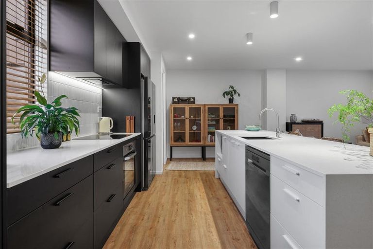 Photo of property in 91 Innes Road, St Albans, Christchurch, 8052