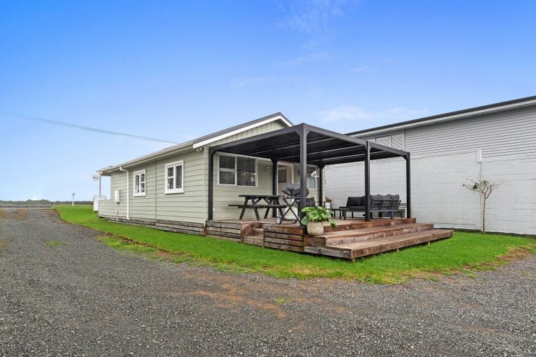 Photo of property in 1929 Ngunguru Road, Ngunguru, Whangarei, 0173