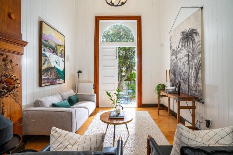 Photo of property in 2/235 Adelaide Road, Newtown, Wellington, 6021