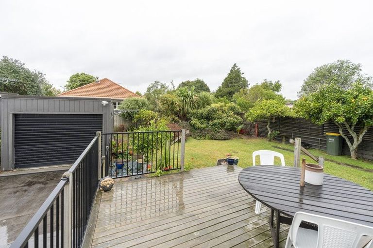 Photo of property in 73 Jellicoe Drive, Hamilton East, Hamilton, 3216