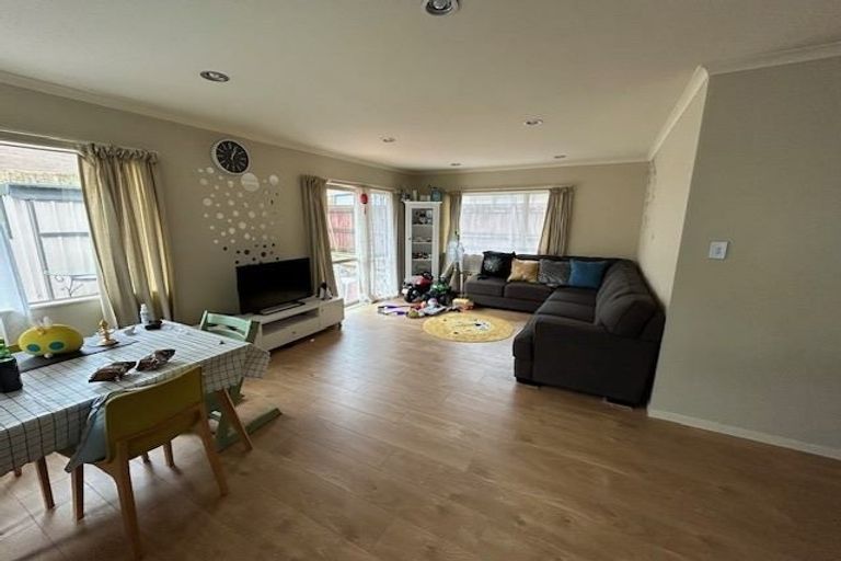 Photo of property in 62 Clover Drive, Henderson, Auckland, 0610