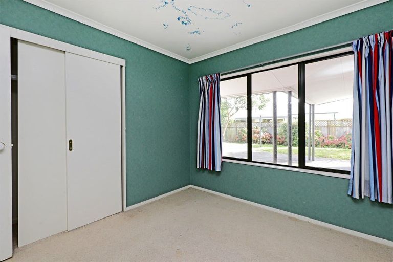 Photo of property in 5 Pukekura Place, Taradale, Napier, 4112