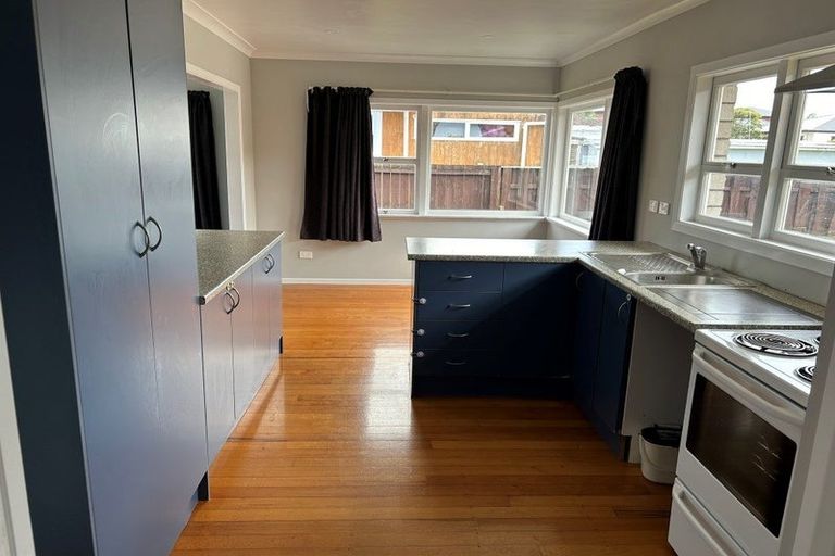 Photo of property in 5 Paterson Avenue, Pukekohe, 2120