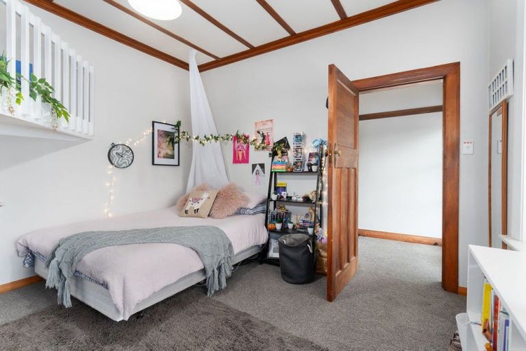 Photo of property in 19 Clifton Avenue, Carterton, 5713