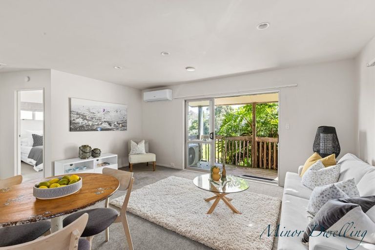 Photo of property in 23 Glamorgan Drive, Torbay, Auckland, 0630