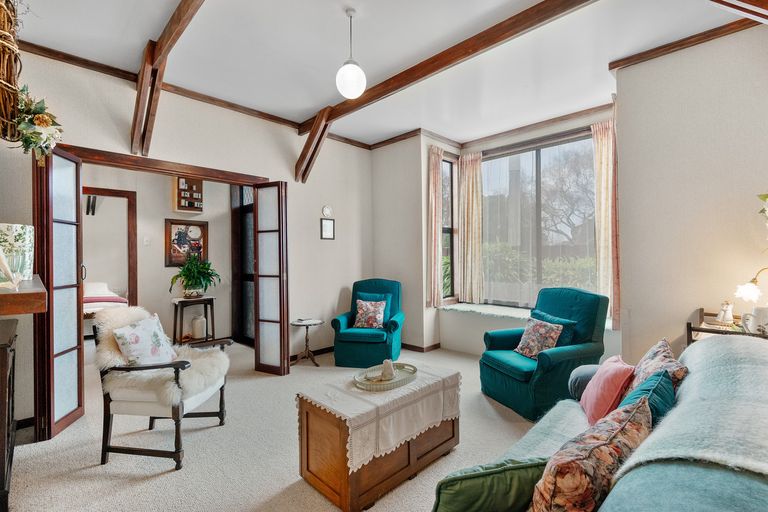 Photo of property in 625 Andersons Bay Road, Musselburgh, Dunedin, 9012