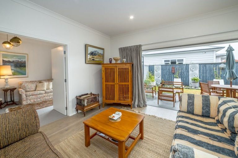 Photo of property in 1 Prendiville Lane, Greytown, 5712