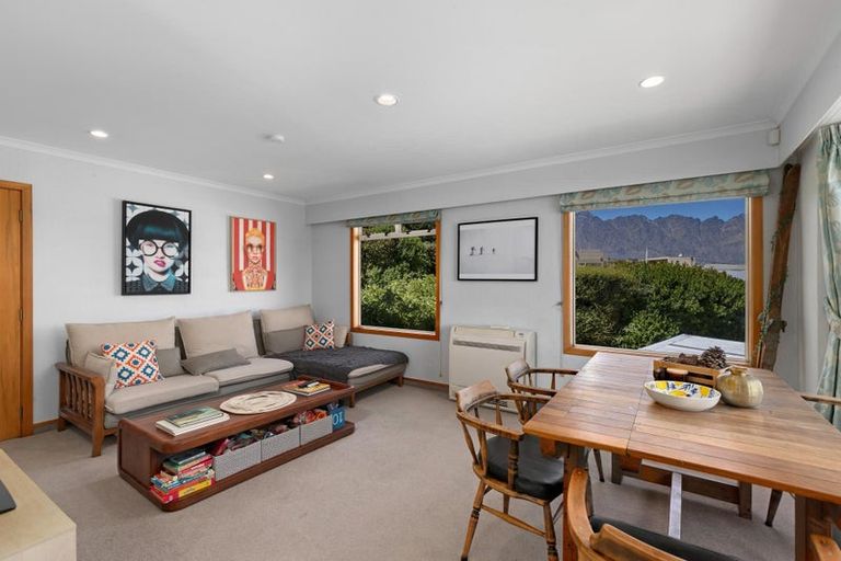 Photo of property in 7 Suburb Street, Queenstown, 9300