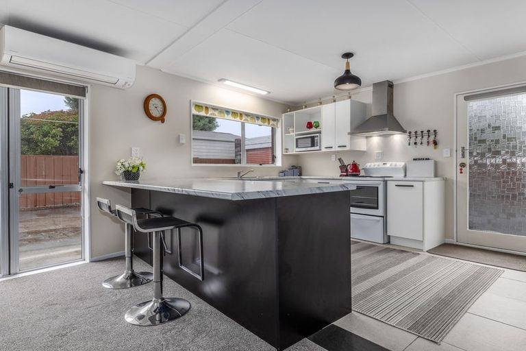 Photo of property in 4/4 Princes Street, Levin, 5510