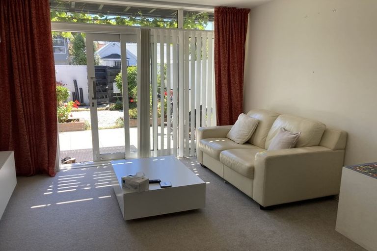 Photo of property in 30b Peacock Street, Christchurch Central, Christchurch, 8013