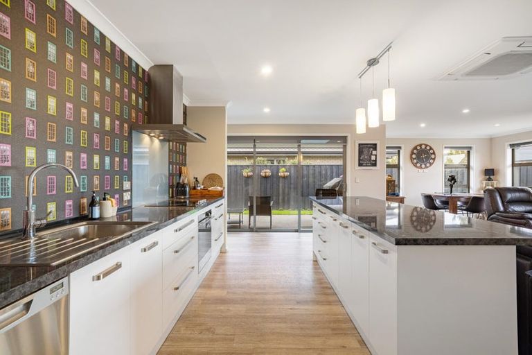 Photo of property in 32 Parklea Avenue, Halswell, Christchurch, 8025
