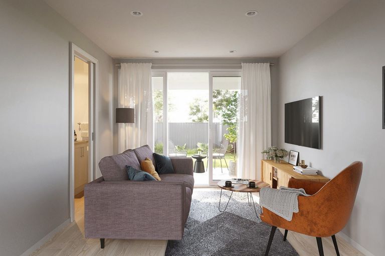 Photo of property in 82 Mckenzie Road, Mangere Bridge, Auckland, 2022