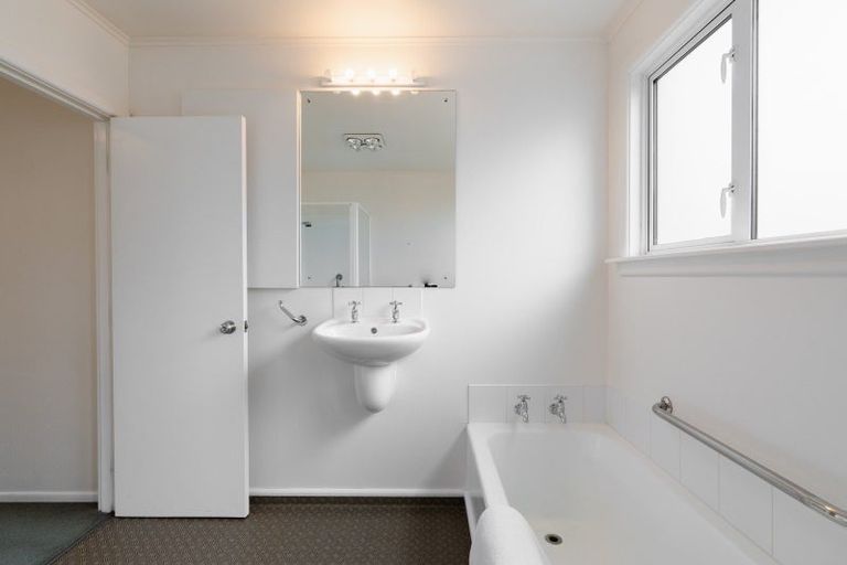 Photo of property in 16 Farquharson Street, Opoho, Dunedin, 9010