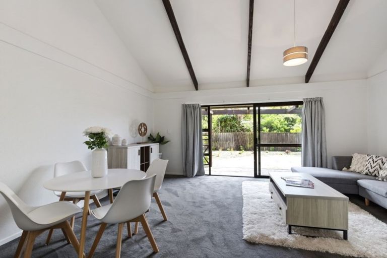 Photo of property in 7/178 Main North Road, Redwood, Christchurch, 8051