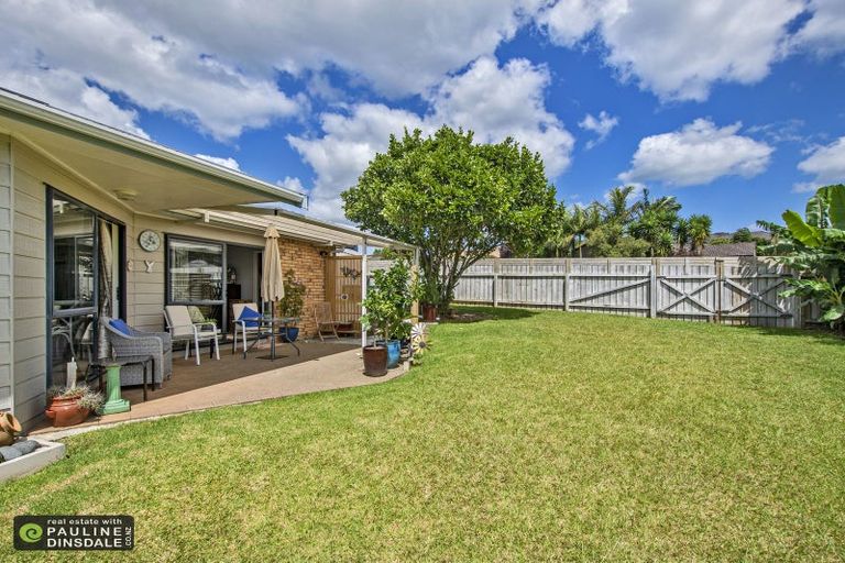 Photo of property in 1 Lochiel Place, Te Kamo, Whangarei, 0112