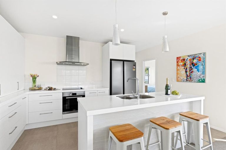 Photo of property in 35 Fairwater Road, Warkworth, 0910