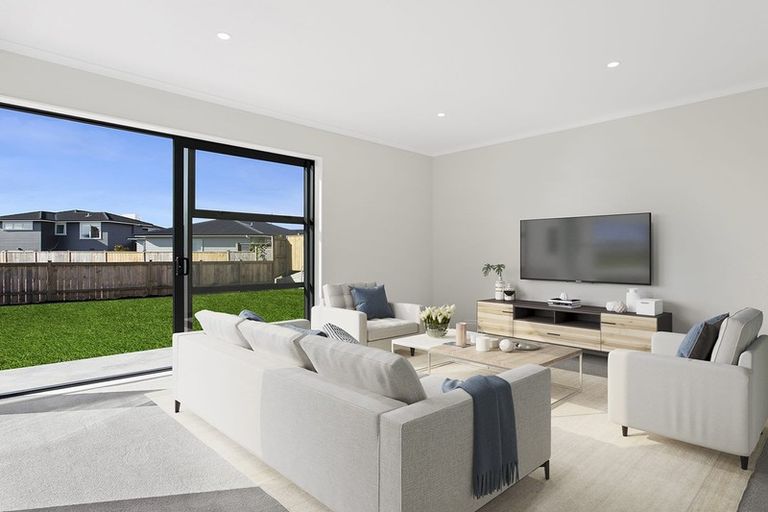 Photo of property in 20 Taikura Avenue, Red Beach, 0932