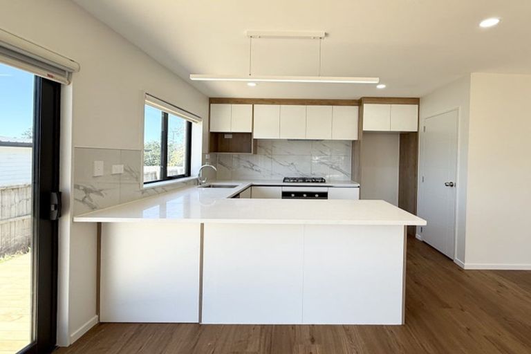 Photo of property in 23 Minerva Avenue, Helensville, 0800