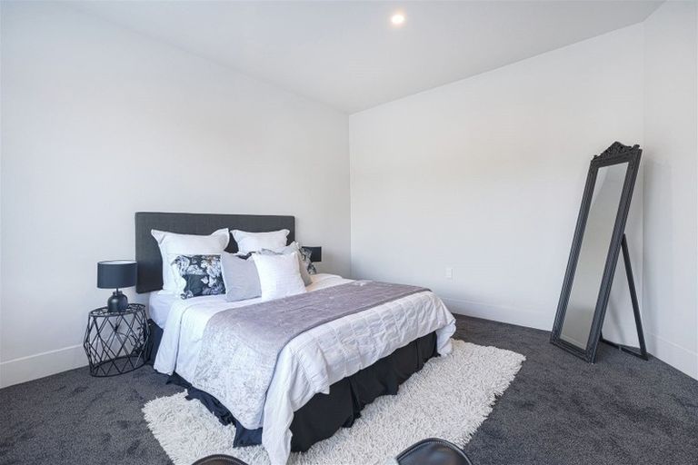Photo of property in 71 Nursery Road, Phillipstown, Christchurch, 8011