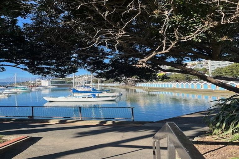 Photo of property in Fountain Court, 48u6 Oriental Parade, Oriental Bay, Wellington, 6011