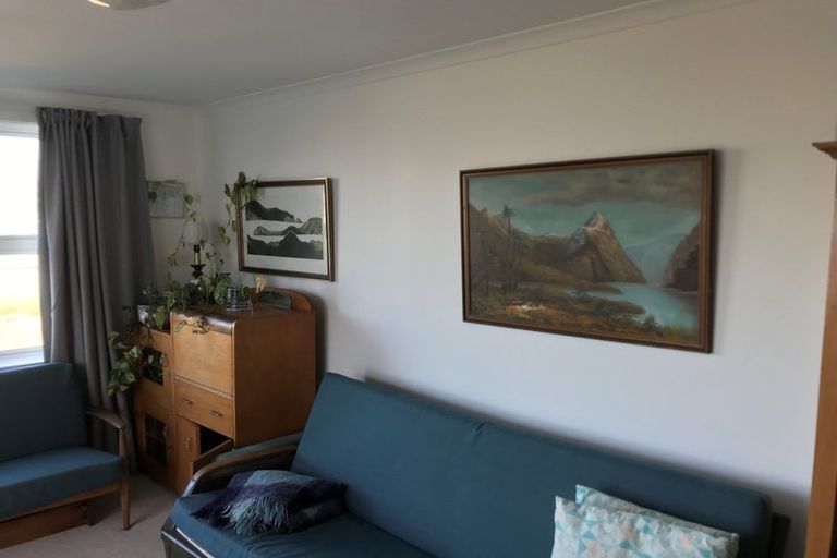 Photo of property in 21 Tirangi Road, Rongotai, Wellington, 6022