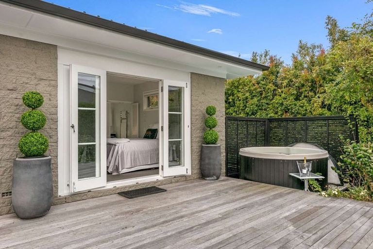 Photo of property in 247 Burtt Road, Paerata, Drury, 2578