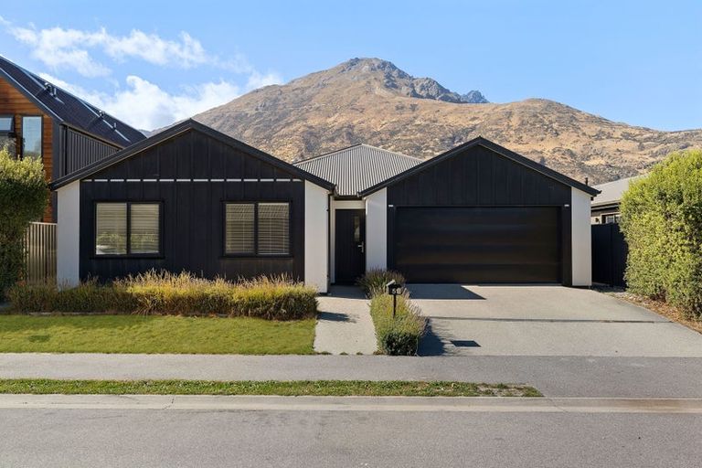 Photo of property in 51a&b Peterley Road, Lower Shotover, Queenstown, 9304
