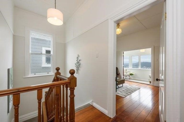Photo of property in 57 Central Terrace, Kelburn, Wellington, 6012