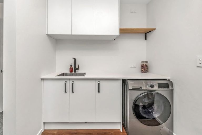 Photo of property in 15 Cedric Place, Darfield, 7510