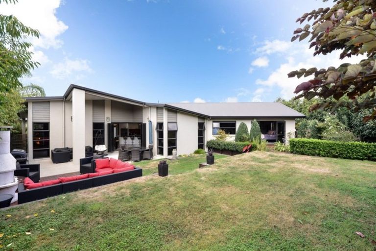 Photo of property in 17 Heathfield Avenue, Huntington, Hamilton, 3210