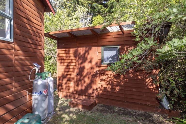 Photo of property in 15a Wharemauku Road, Raumati Beach, Paraparaumu, 5032