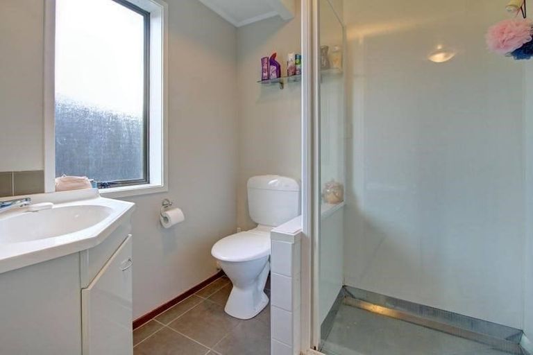 Photo of property in 36 Frank Evans Place, Henderson, Auckland, 0610