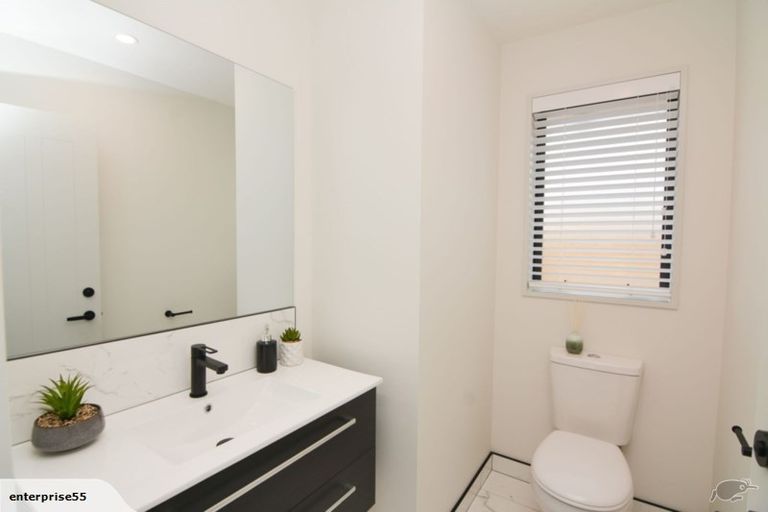 Photo of property in 5 Ciaran Close, Broomfield, Christchurch, 8042