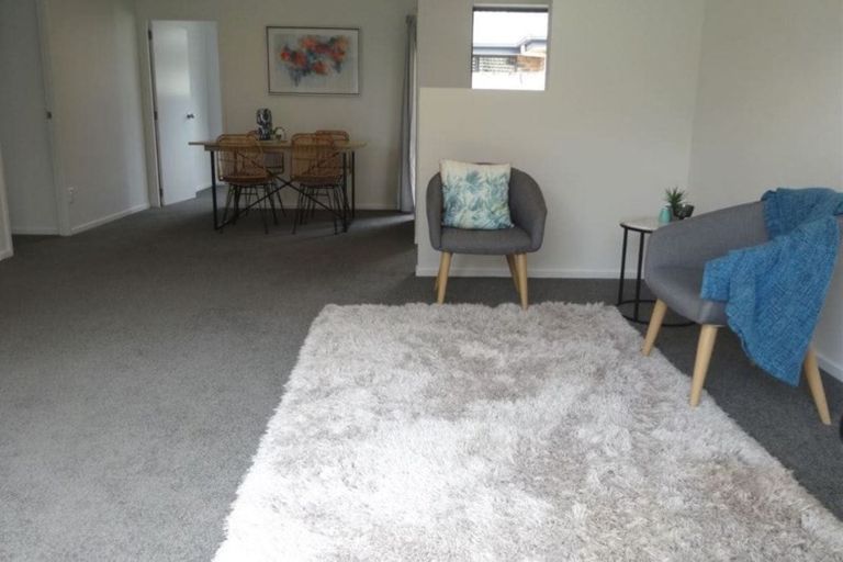 Photo of property in 44 Kayes Road, Pukekohe, 2120