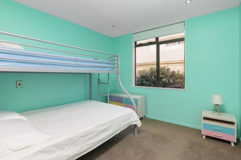 Photo of property in 5/48 Marine Parade, Mount Maunganui, 3116