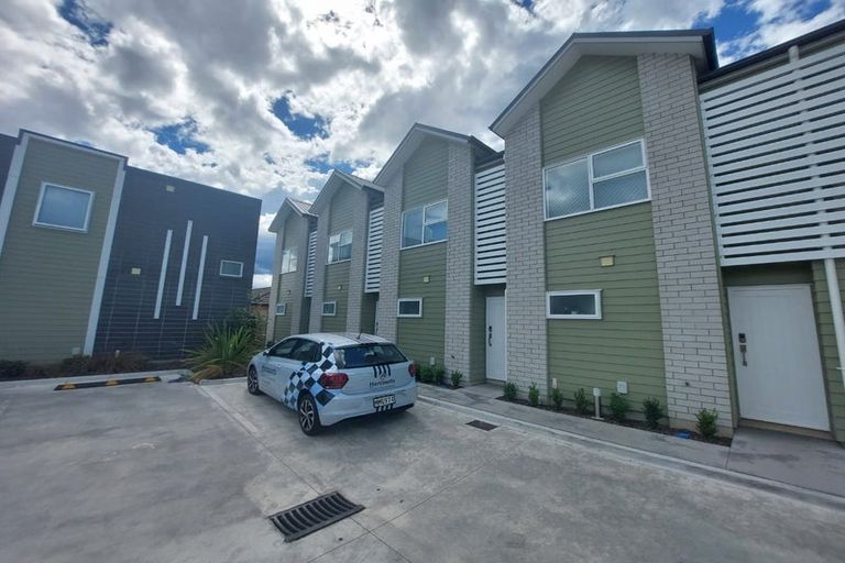 Photo of property in 14/10u Burrows Place, Frankton, Hamilton, 3204