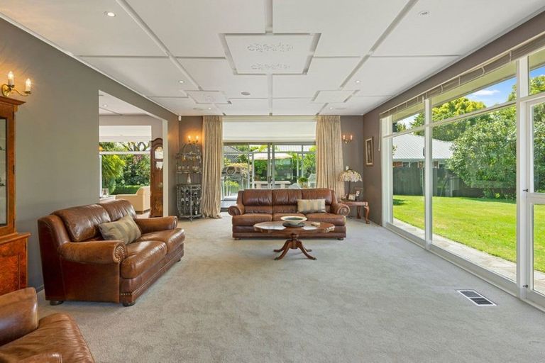 Photo of property in 214 Grahams Road, Burnside, Christchurch, 8053