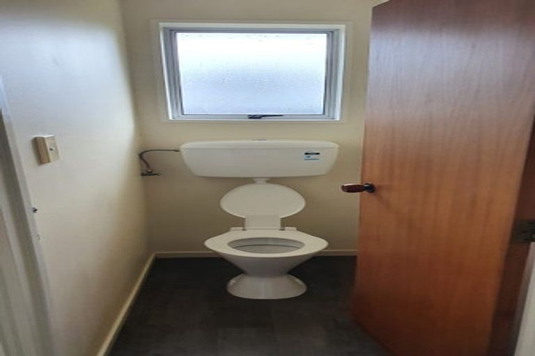 Photo of property in 2/36 Chipping Lane, Redwood, Christchurch, 8051