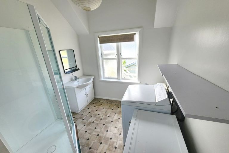 Photo of property in 339 The Terrace, Te Aro, Wellington, 6011