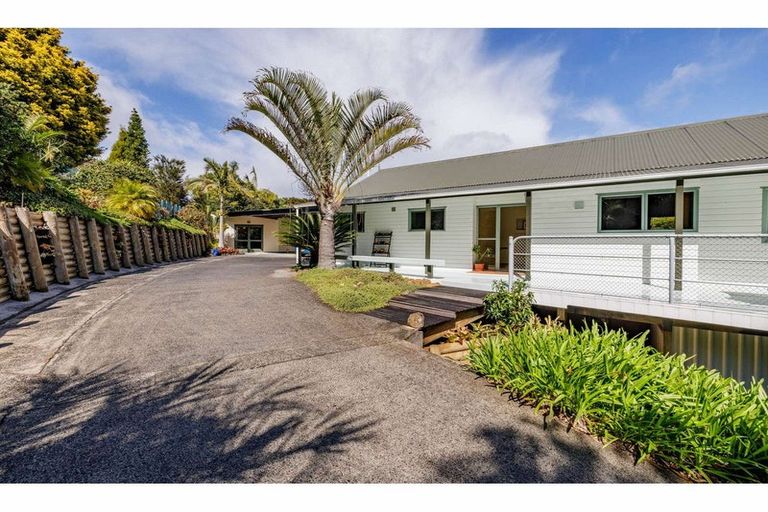 Photo of property in 4 Waipapa Landing Place, Kerikeri, 0230