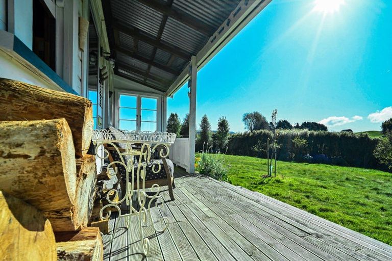 Photo of property in 922 Okaihau Road, Maraetotara, Havelock North, 4294